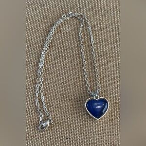 Vintage Avon 1980’s Heart Pendant Necklace Silver tone Classic Beauty Deco 16”